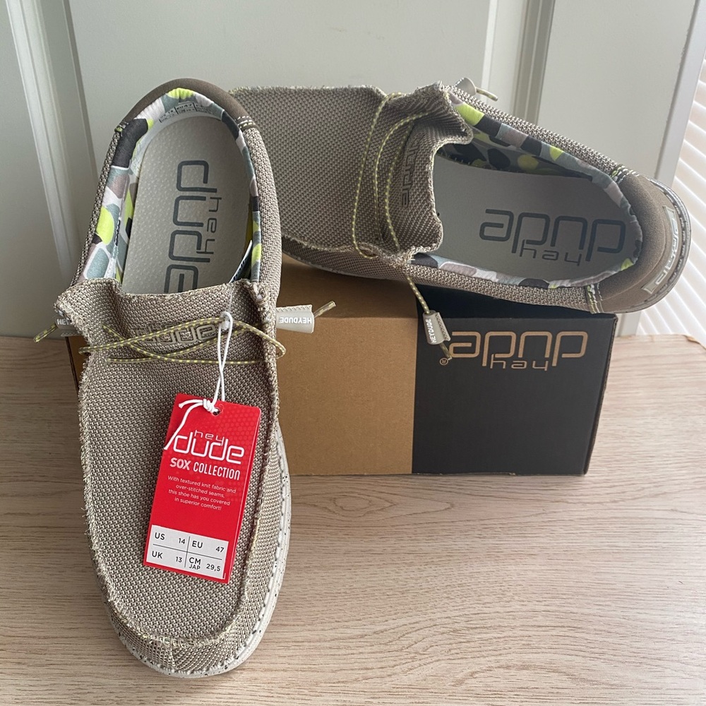 Brand New Hey Dude Slip on Shoes - Men 14 - Picture 7 of 10